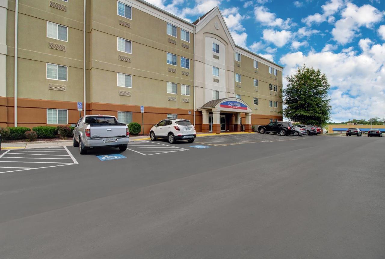 Candlewood Suites Winchester By Ihg Buitenkant foto