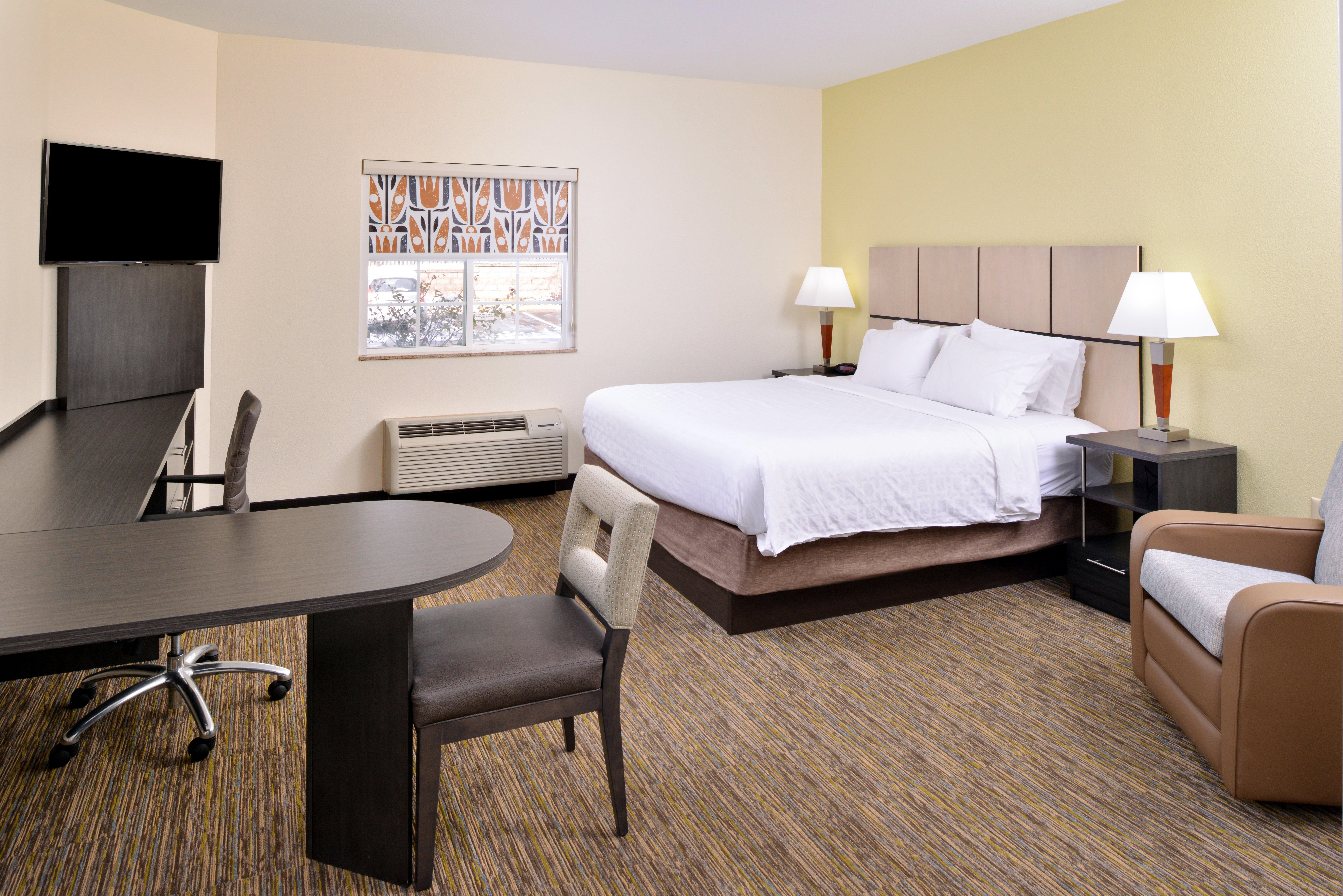 Candlewood Suites Winchester By Ihg Buitenkant foto