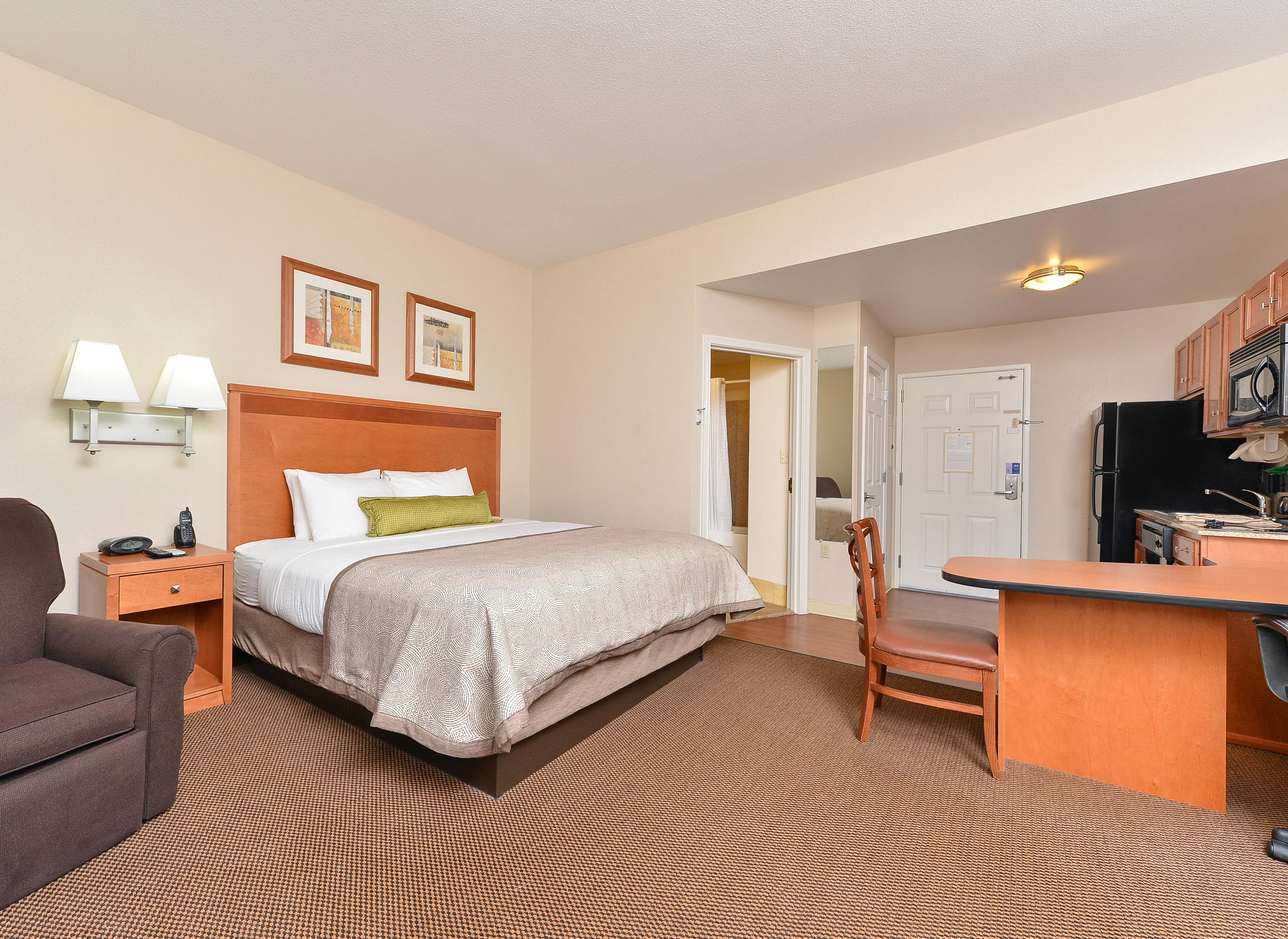 Candlewood Suites Winchester By Ihg Buitenkant foto
