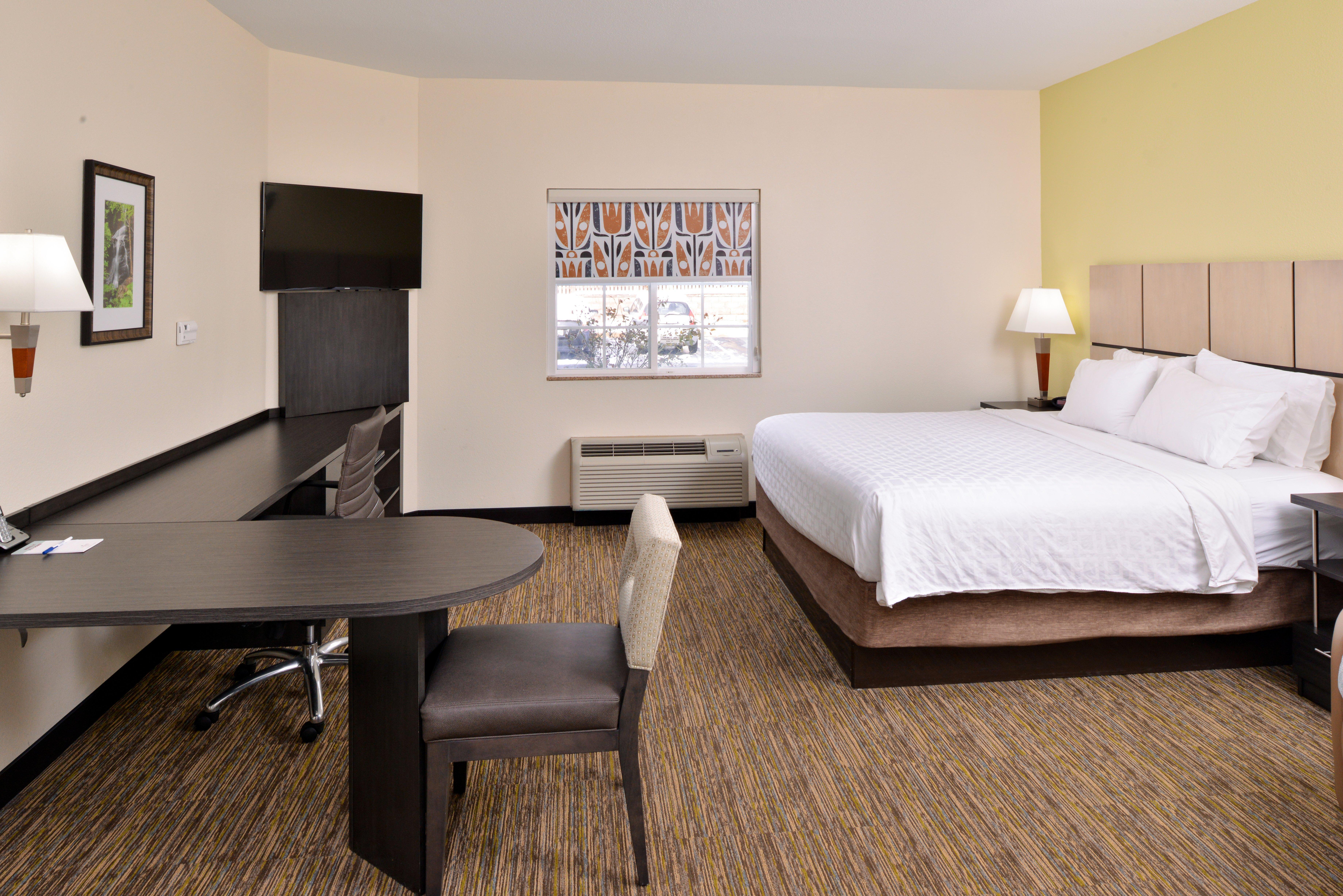 Candlewood Suites Winchester By Ihg Buitenkant foto