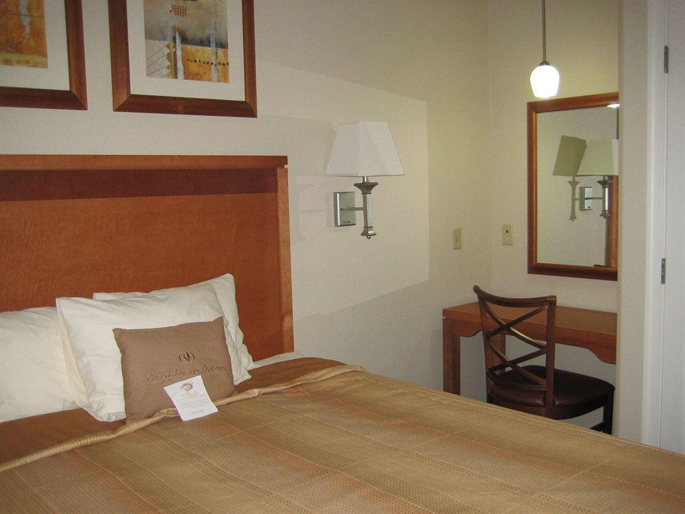 Candlewood Suites Winchester By Ihg Kamer foto